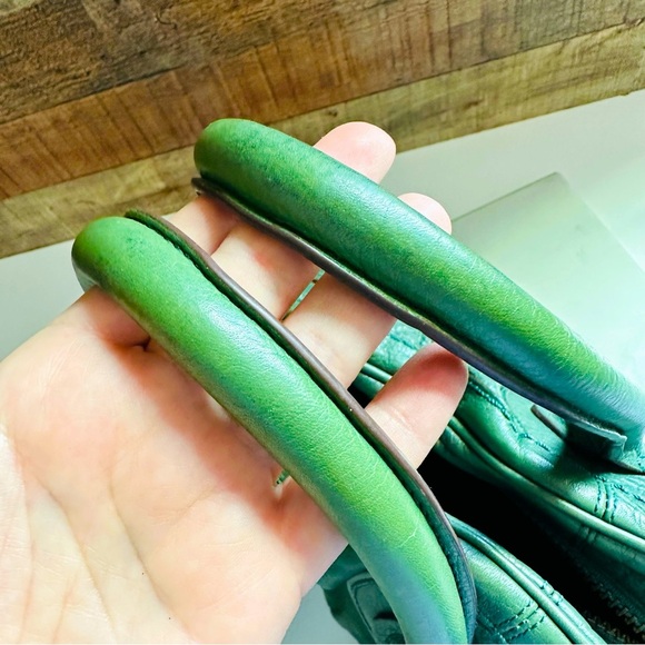 Presa Green Pebbled Leather Satchel Bag - Picture 10 of 10